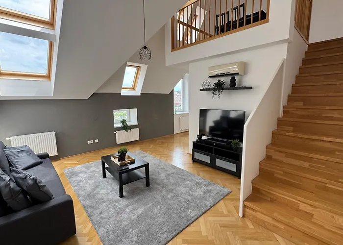 Apartment 105qm, 2 Br, Schönbrunn, Central, Balcony Wien