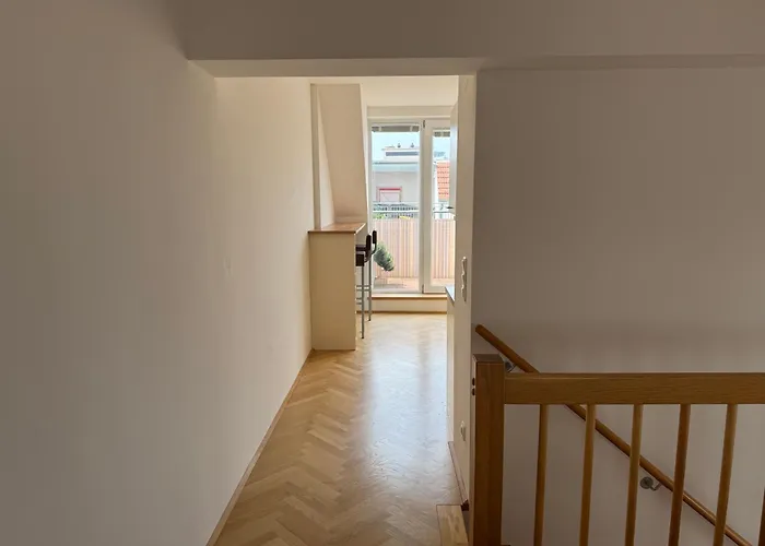 Apartment 105qm, 2 Br, Schönbrunn, Central, Balcony *